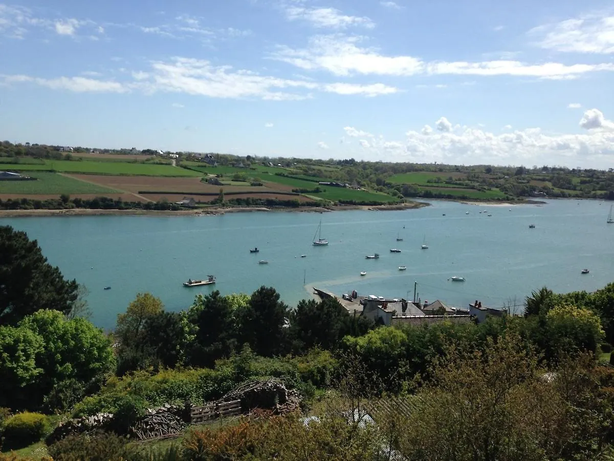 Casa de Férias Maison Vue Riviere - Mer Au Port De La Roche Jaune Plouguiel