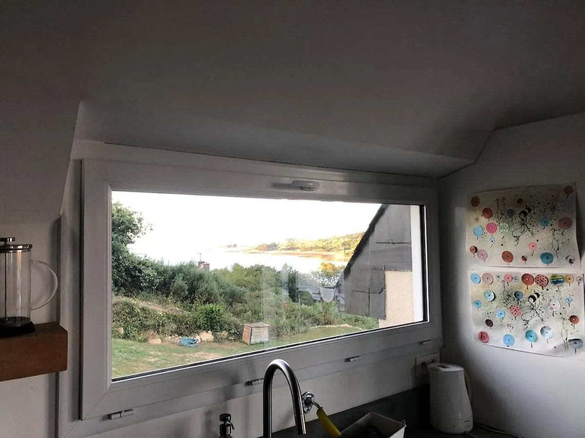 Casa de Férias Maison Vue Riviere - Mer Au Port De La Roche Jaune Plouguiel